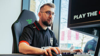 Torzsi playing Aimcademy